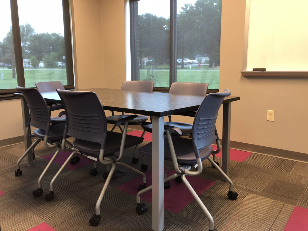 Jones Study Room with small table and six chairs